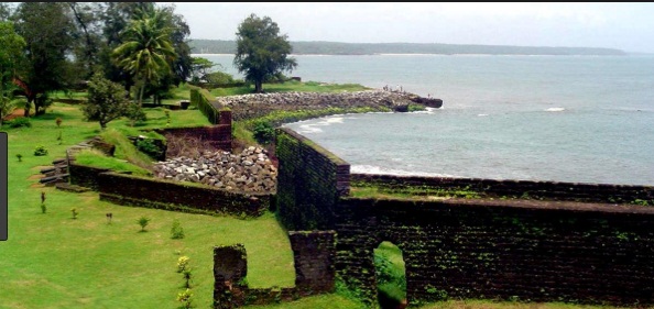 Kannur-Cochin-Munnar Tour Package